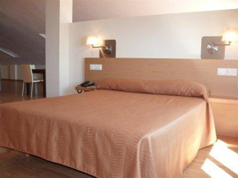 Axarquia Beach Hotel Almayate Bajo Bagian luar foto